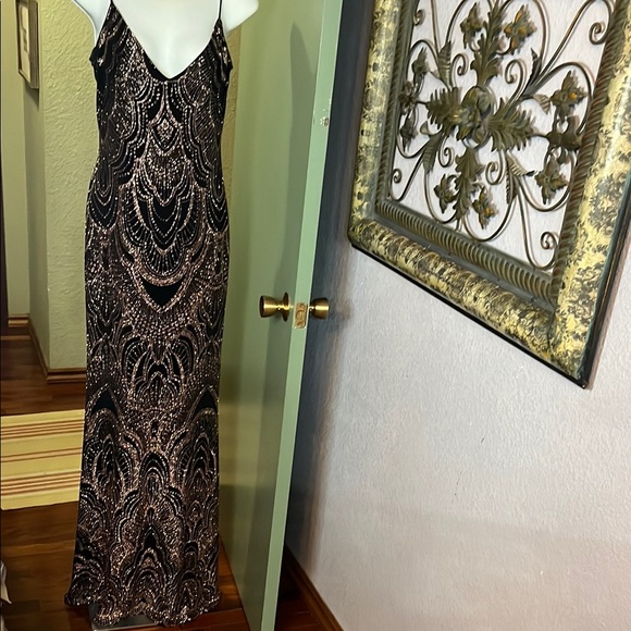 Jump Elegant Black and Bronze glittery formal Dress - stunning-Sz 7/8 - Picture 1 of 13